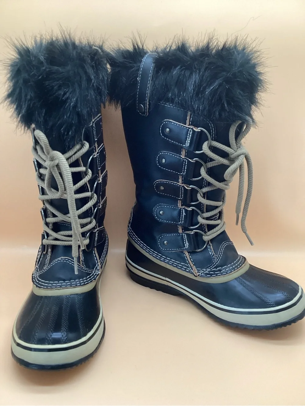 RARE Sorel Joan of Artic Black Leather Winter Boots with Cheetah Print Trim